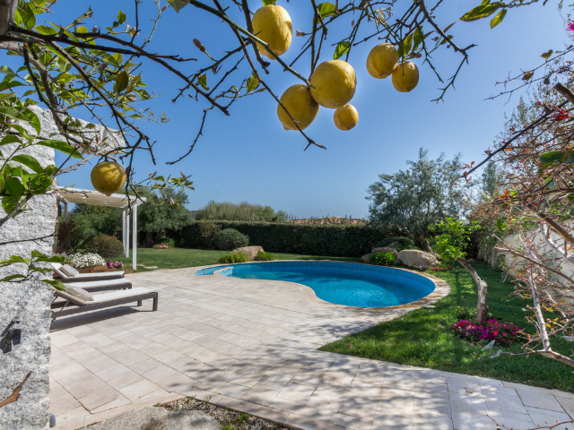 villa met zwembad aan de costa rei - sardinie (34).png