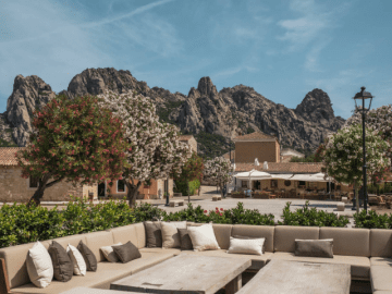 borgo antico hotel in san pantaleo - sardinie (7).png