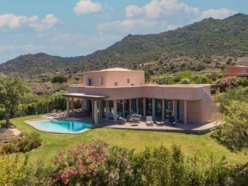 villa lux is molas sardinien 2026 (8).jpg