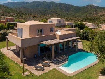villa lux is molas sardinien 2026 (3).jpg