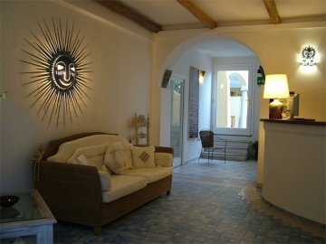 Entree - Borgo Antico Hotel - San Pantaleo - Sardinië