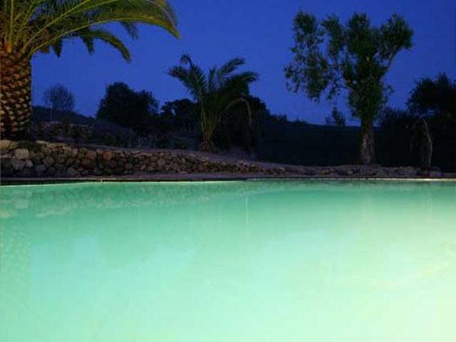 Zwembad by night - Alghero