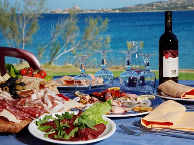 Restaurant Camping Isuledda - Sardinie
