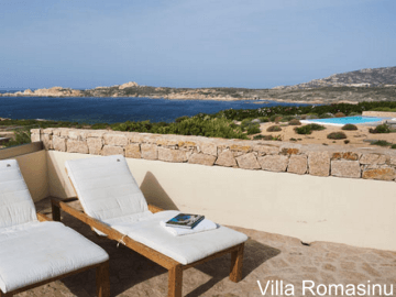 sardinie - luxe vakantiehuis aan zee met zwembad - sardinia4all (4).jpg