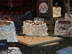 Nougat (Canvas)
