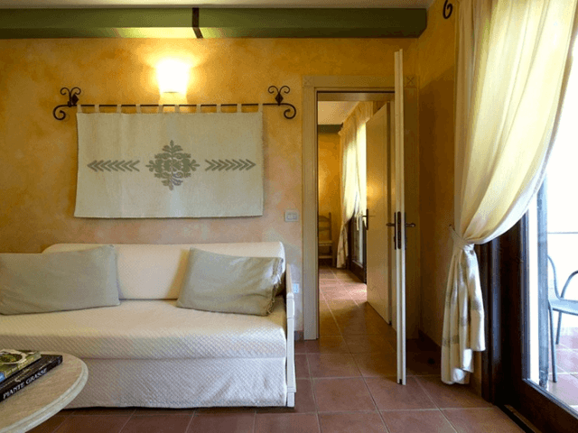 Lantana Resort - Appartement mit guter Ausstattung in Pula, Süd-Sardinien