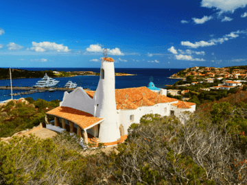 Porto Cervo und die Kirche Stella Maris