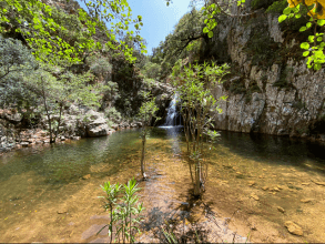 Riu Alinu - Herrlicher Wasserfall im Dschungel von Is Cannoneris